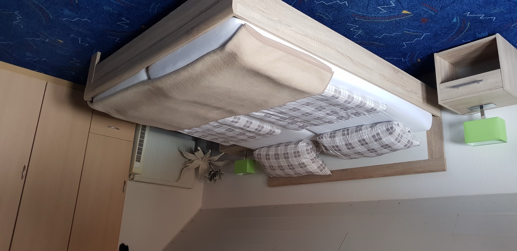Ferienwohnung Schlossblick – Schlafzimmer